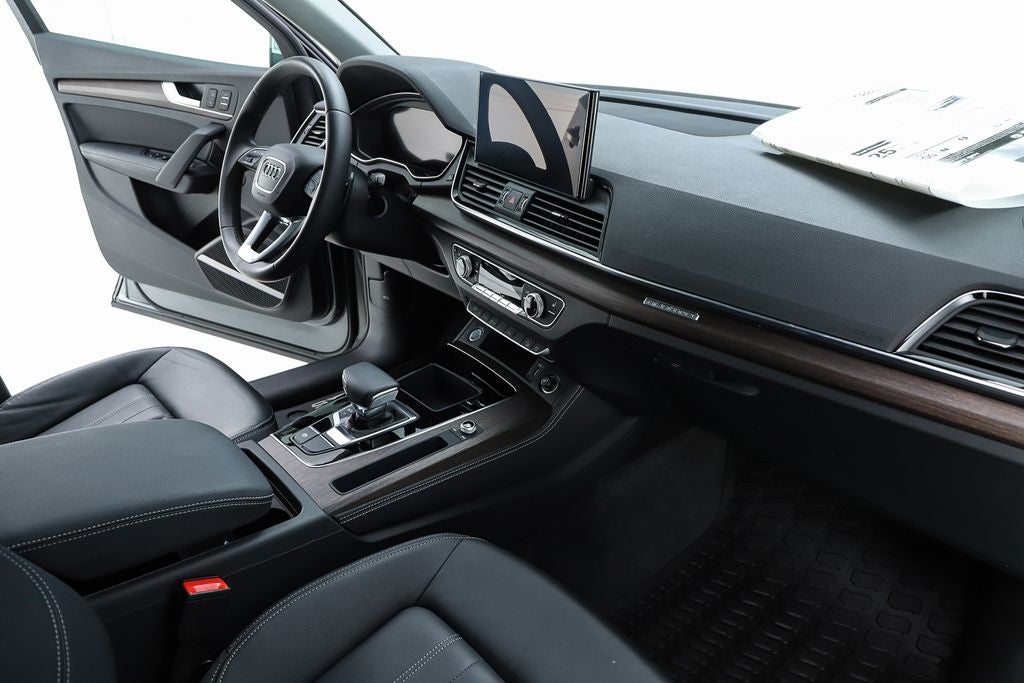 2023 Audi Q5 45 S line Premium quattro