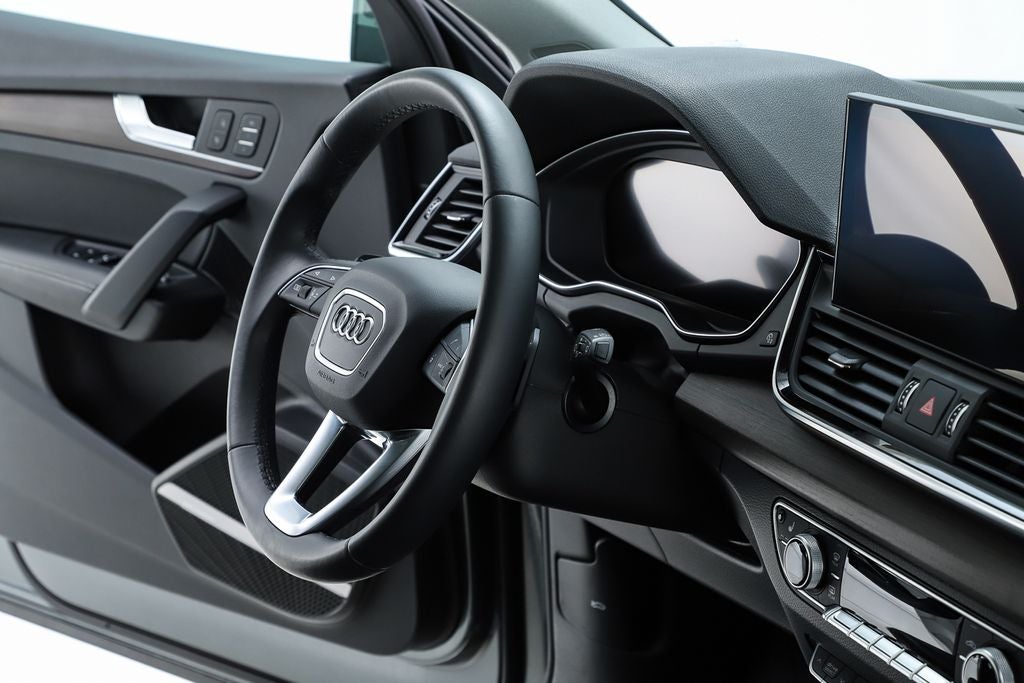 2023 Audi Q5 45 S line Premium quattro