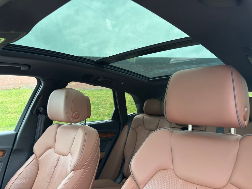 2022 Audi Q5 45 S line Premium quattro