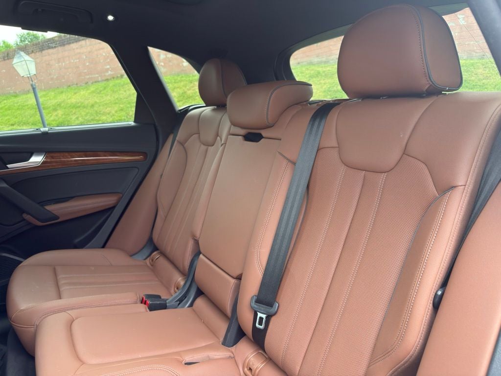 2022 Audi Q5 45 S line Premium quattro