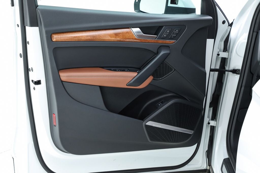 2022 Audi Q5 45 S line Premium quattro