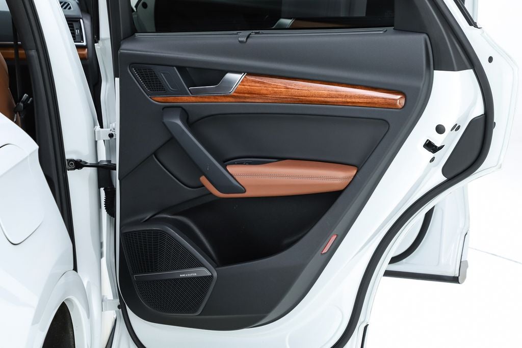 2022 Audi Q5 45 S line Premium quattro