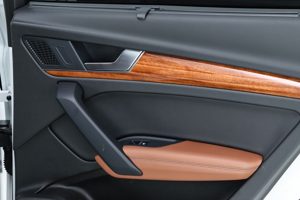 2022 Audi Q5 45 S line Premium quattro