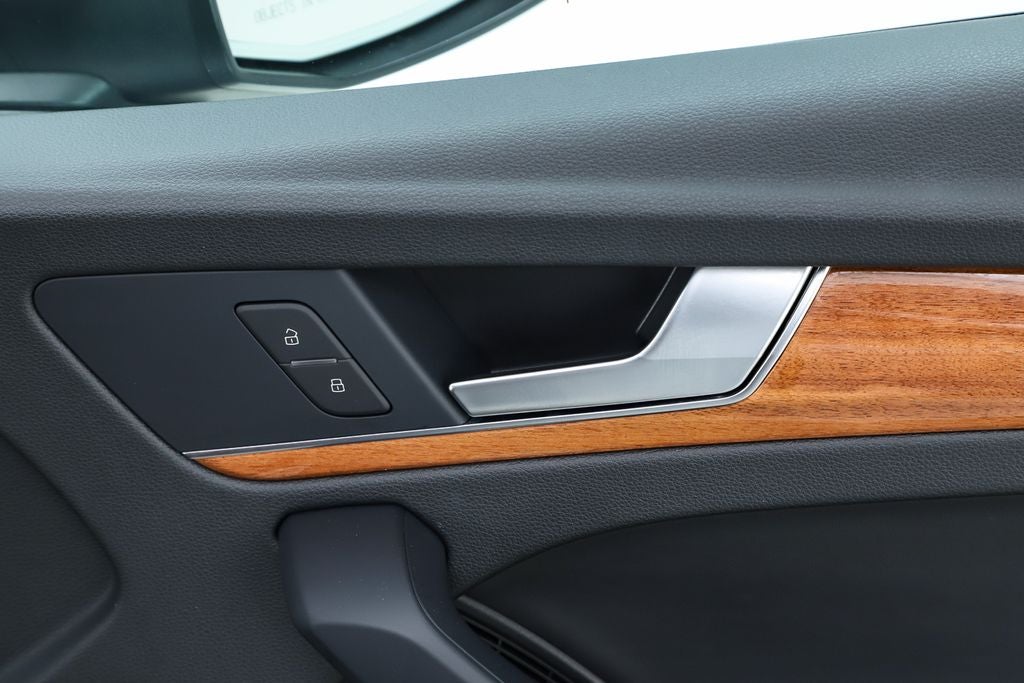 2022 Audi Q5 45 S line Premium quattro