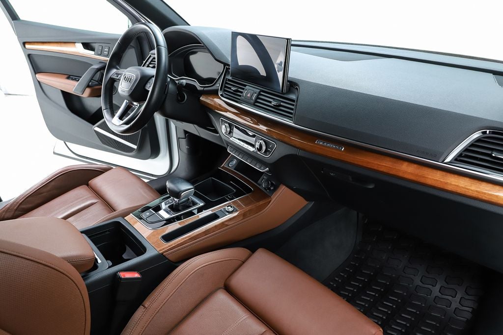 2022 Audi Q5 45 S line Premium quattro