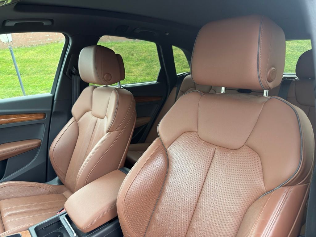 2022 Audi Q5 45 S line Premium quattro