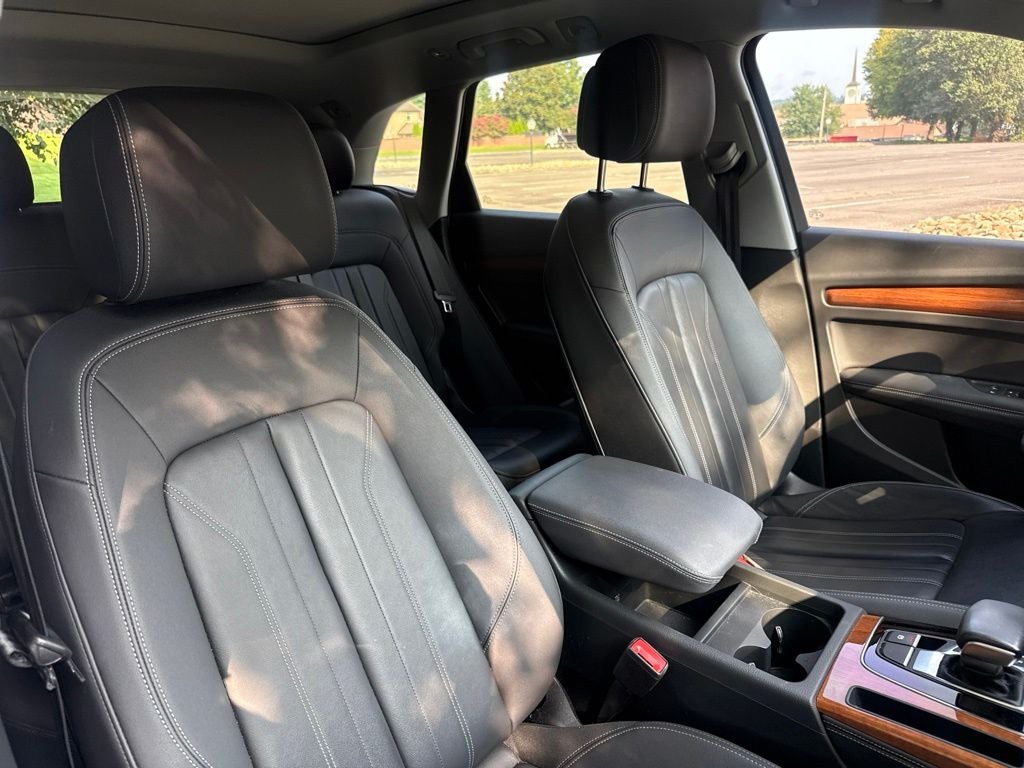 2023 Audi Q5 45 S line Premium Plus quattro