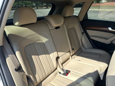 2022 Audi Q5 45 S line Premium Plus quattro