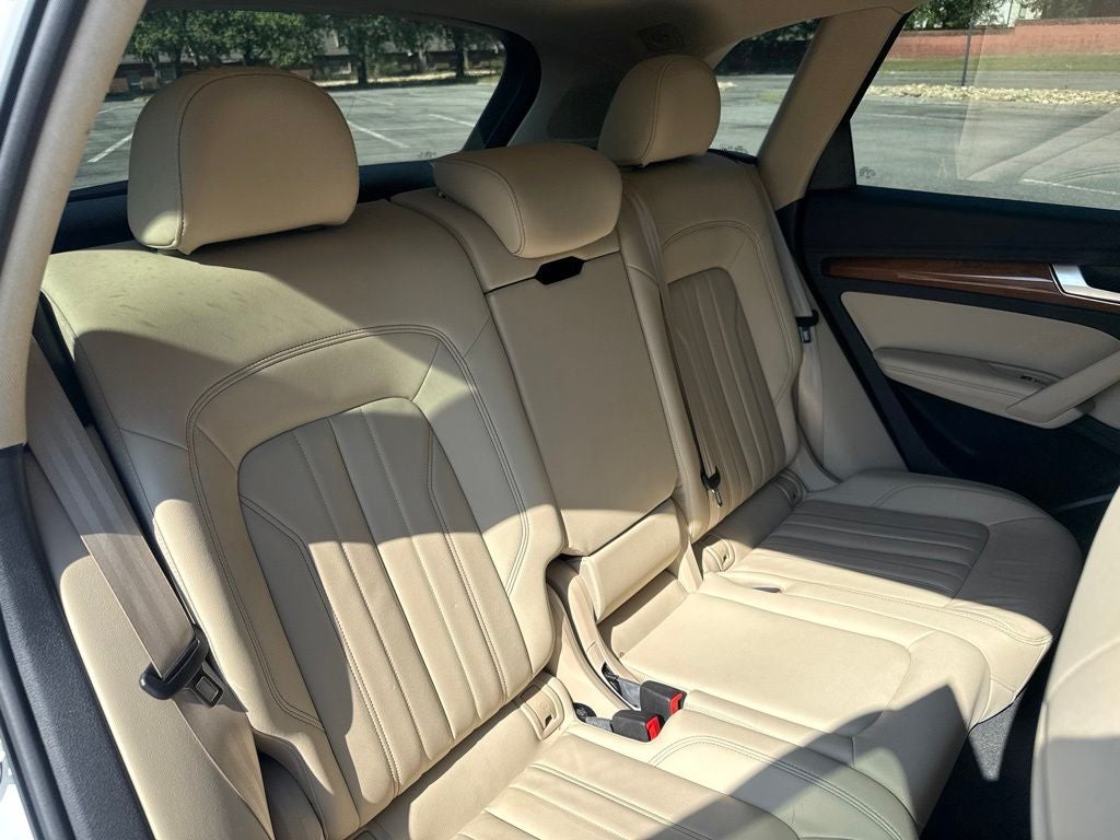 2022 Audi Q5 45 S line Premium Plus quattro