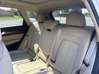2022 Audi Q5 45 S line Premium Plus quattro