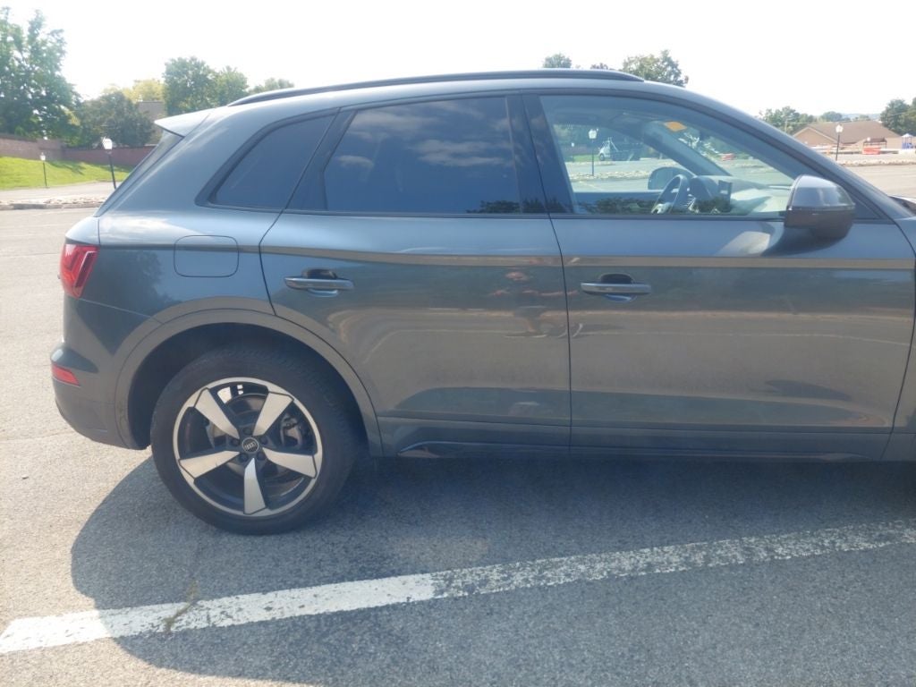 2023 Audi Q5 45 S line Premium quattro