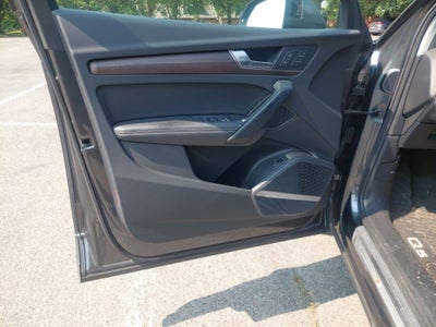 2023 Audi Q5 45 S line Premium quattro