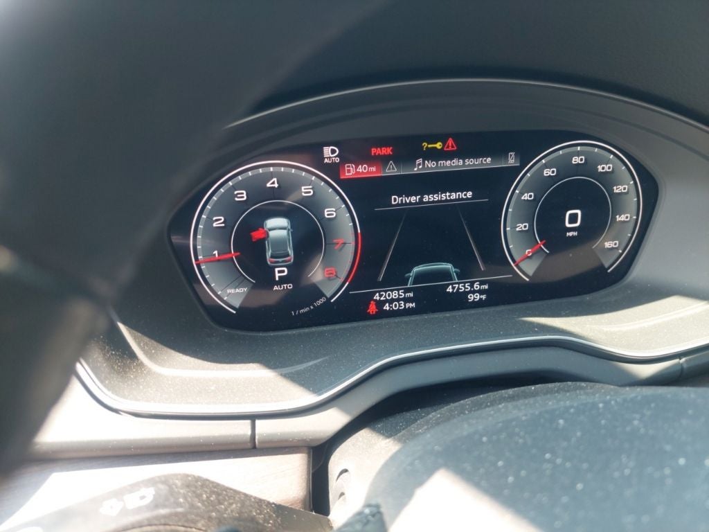 2023 Audi Q5 45 S line Premium quattro