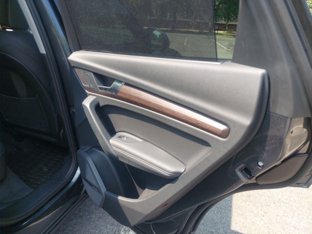 2023 Audi Q5 45 S line Premium quattro