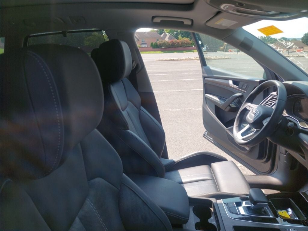 2023 Audi Q5 45 S line Premium quattro