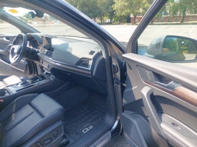 2023 Audi Q5 45 S line Premium quattro