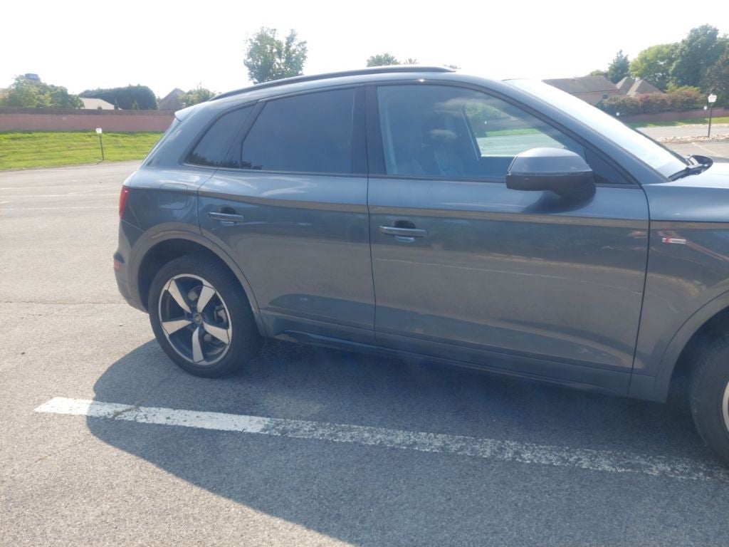 2023 Audi Q5 45 S line Premium quattro