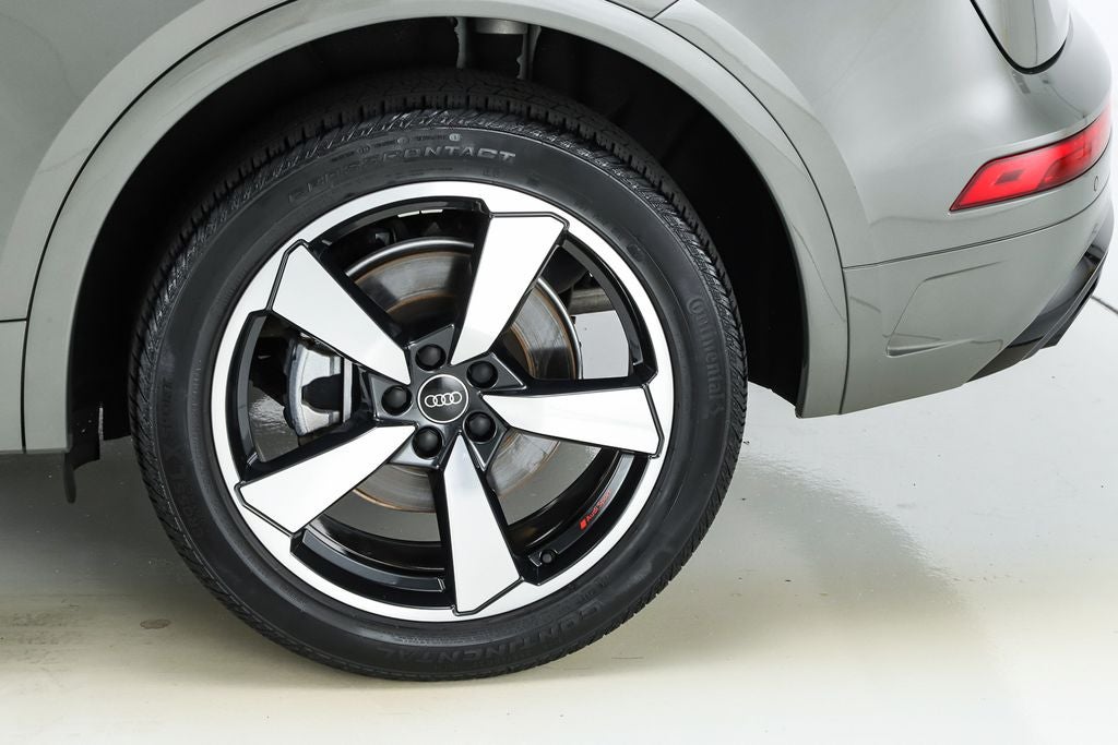 2023 Audi Q5 45 S line Premium Plus quattro