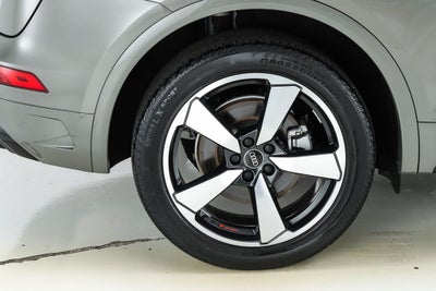 2023 Audi Q5 45 S line Premium Plus quattro