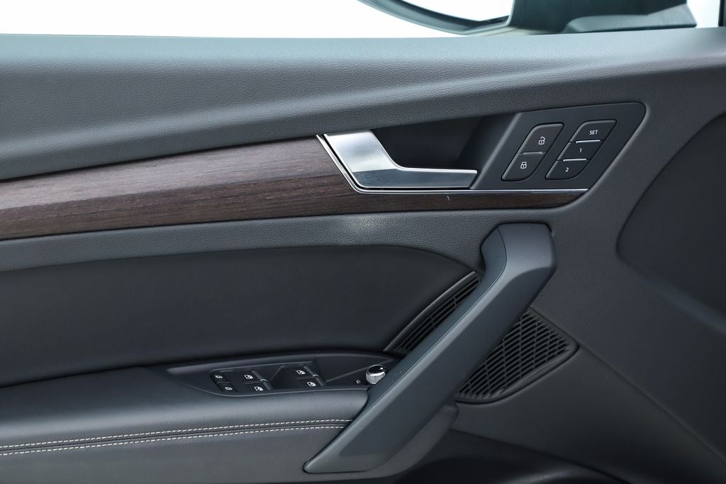2023 Audi Q5 45 S line Premium Plus quattro