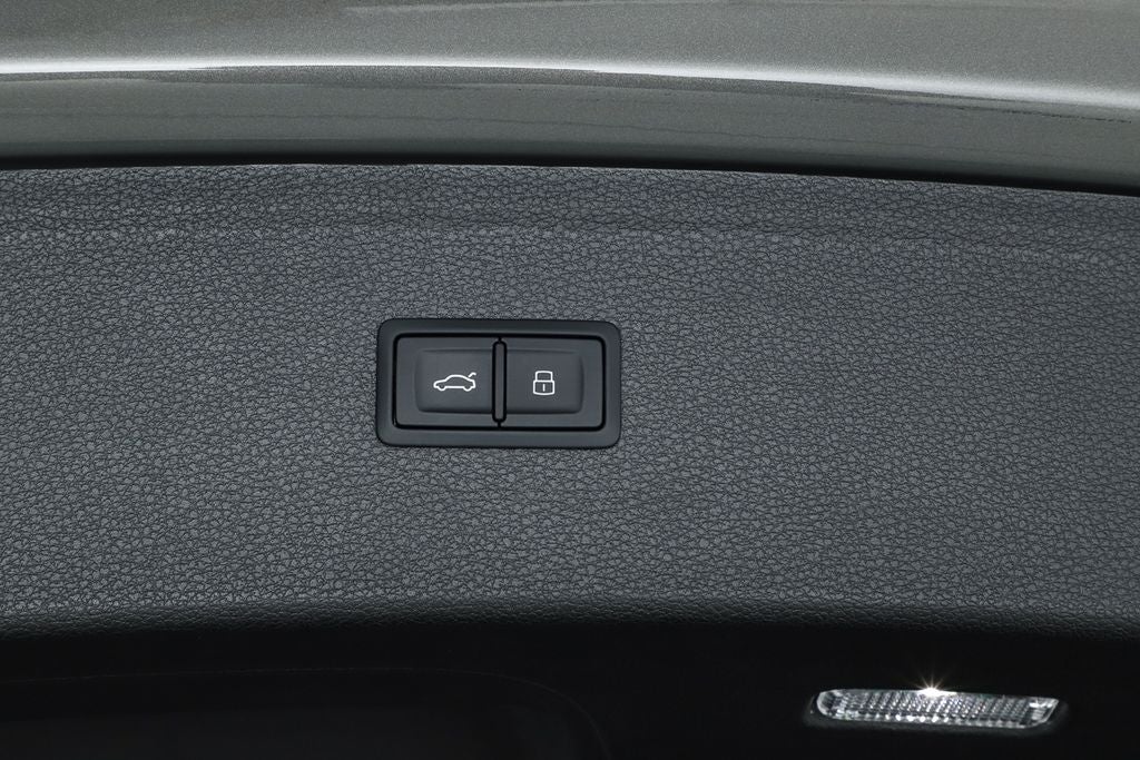 2023 Audi Q5 45 S line Premium Plus quattro