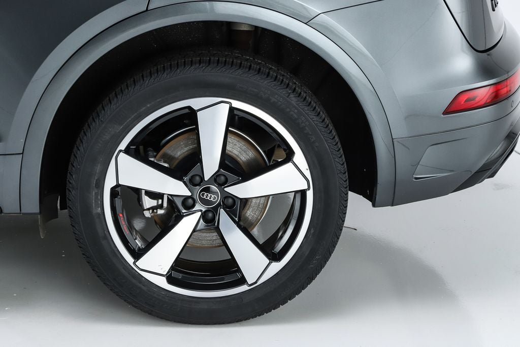 2023 Audi Q5 45 S line Premium Plus quattro