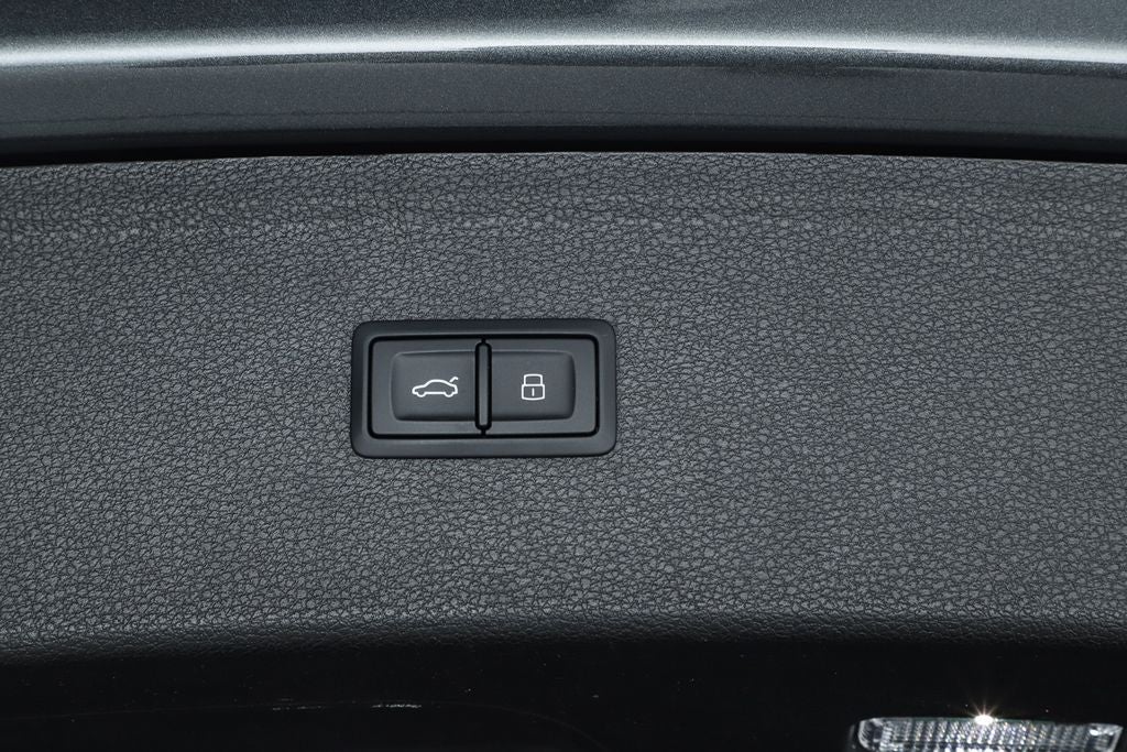 2023 Audi Q5 45 S line Premium Plus quattro