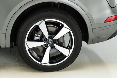 2023 Audi Q5 45 S line Premium quattro