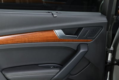 2023 Audi Q5 45 S line Premium quattro
