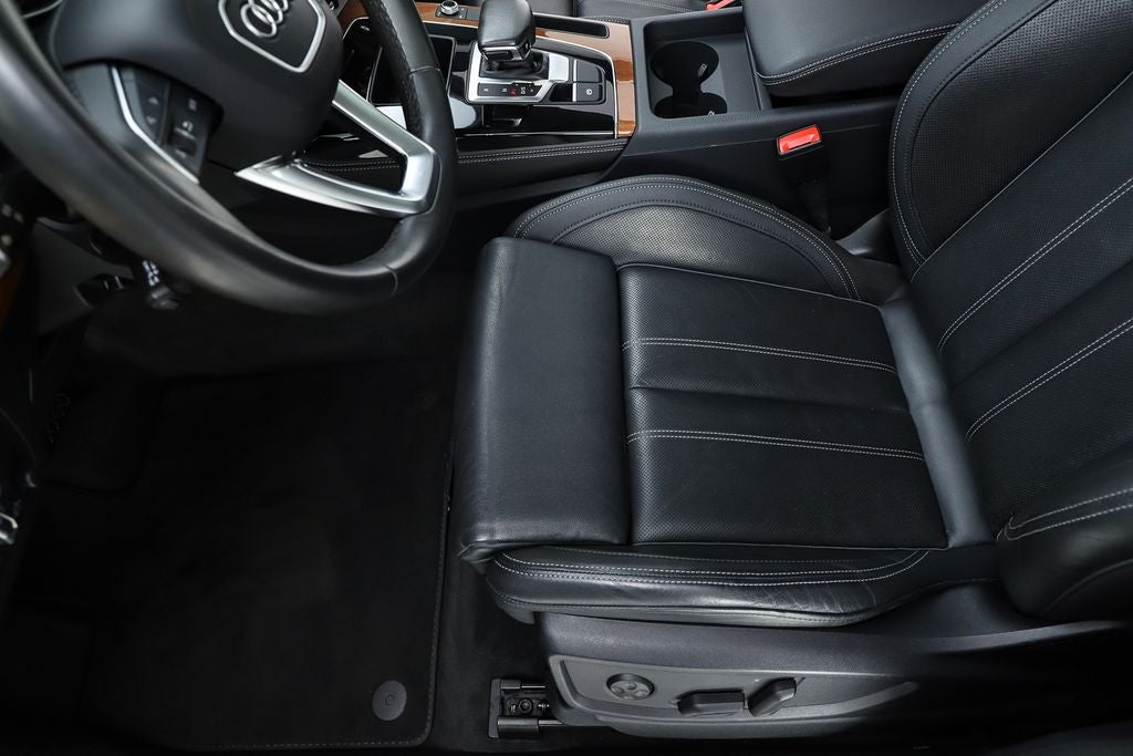 2023 Audi Q5 45 S line Premium quattro