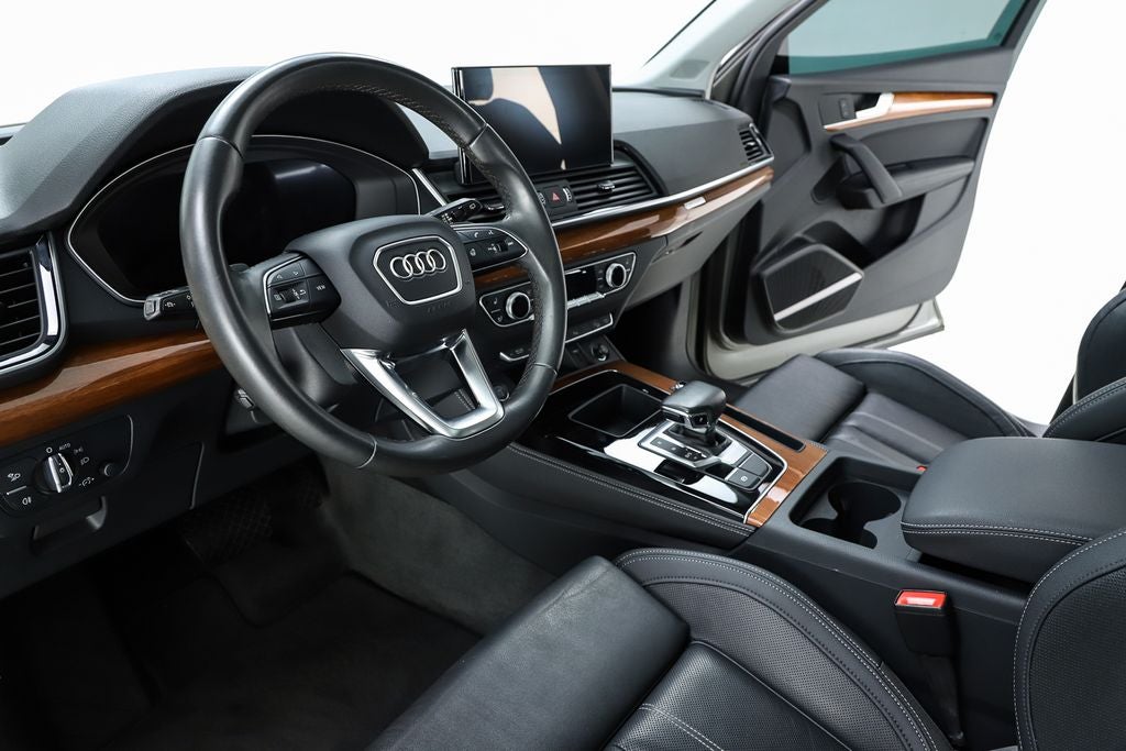 2023 Audi Q5 45 S line Premium quattro