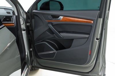 2023 Audi Q5 45 S line Premium quattro