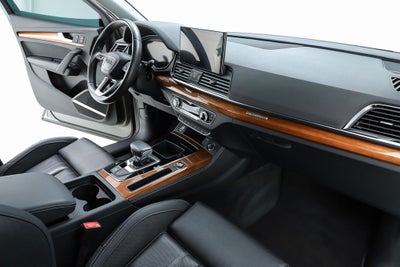 2023 Audi Q5 45 S line Premium quattro