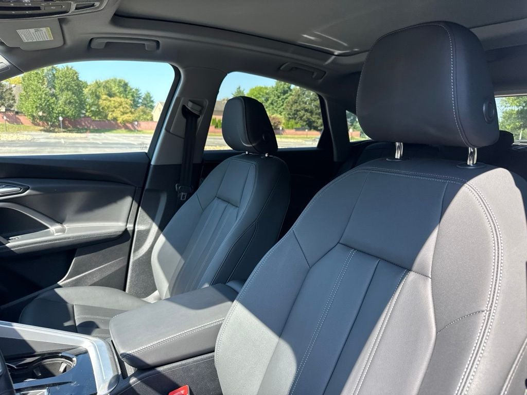 2025 Audi Q5 Sportback 2.0T Premium Plus quattro