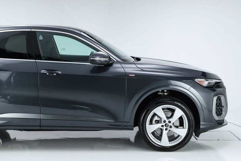 2025 Audi Q5 Sportback 2.0T Premium Plus quattro