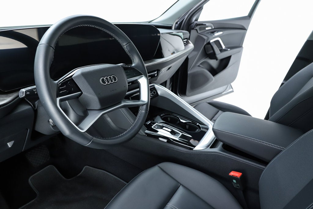2025 Audi Q5 Sportback 2.0T Premium Plus quattro