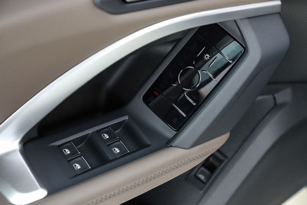 2025 Audi Q5 Sportback 2.0T Premium Plus quattro
