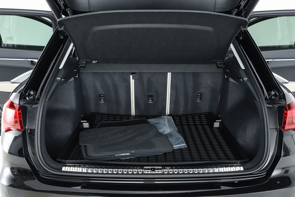 2025 Audi Q3 Premium Plus S Line quattro