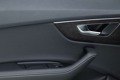 2023 Audi Q8 55 Premium Plus quattro