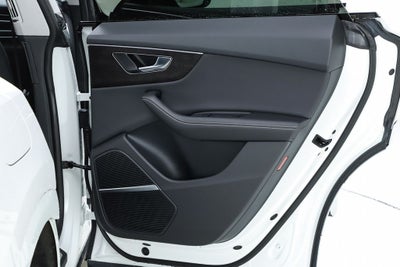 2023 Audi Q8 55 Premium Plus quattro
