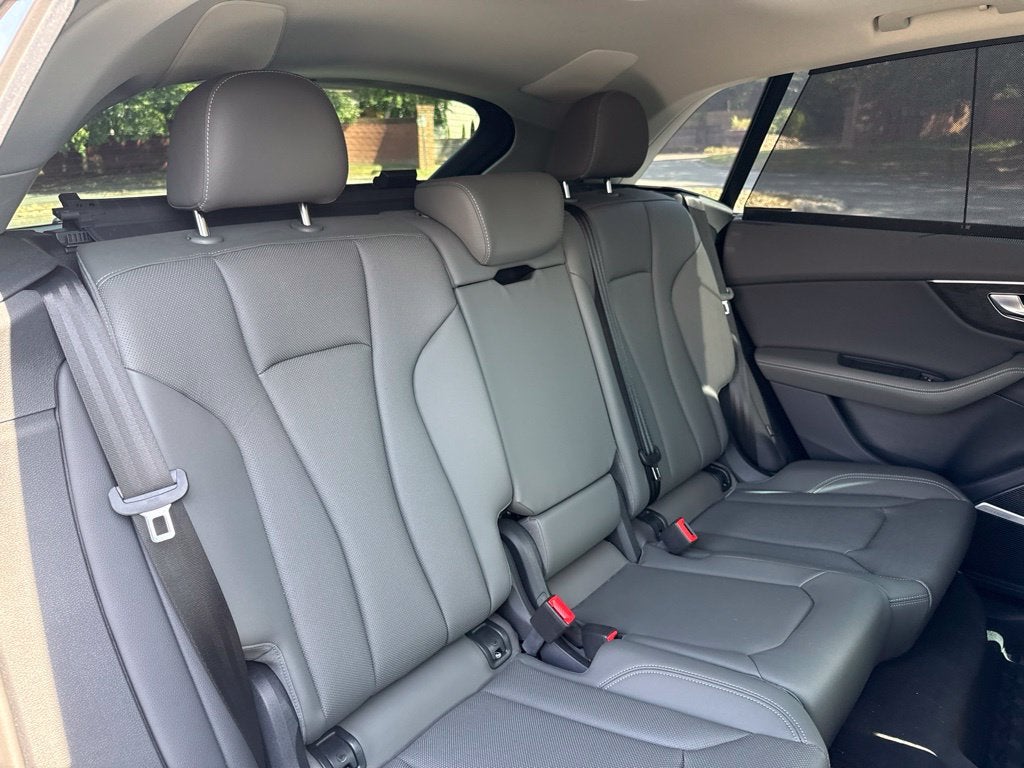2025 Audi Q8 55 Premium Plus quattro