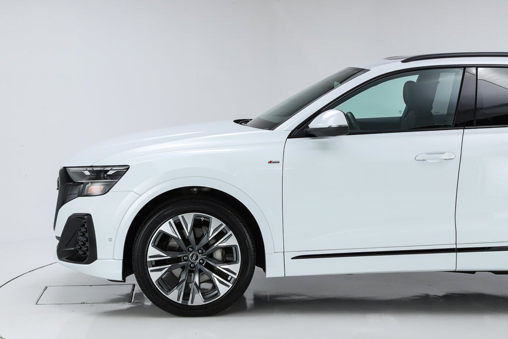 2026 Audi Q8 55 Premium Plus quattro