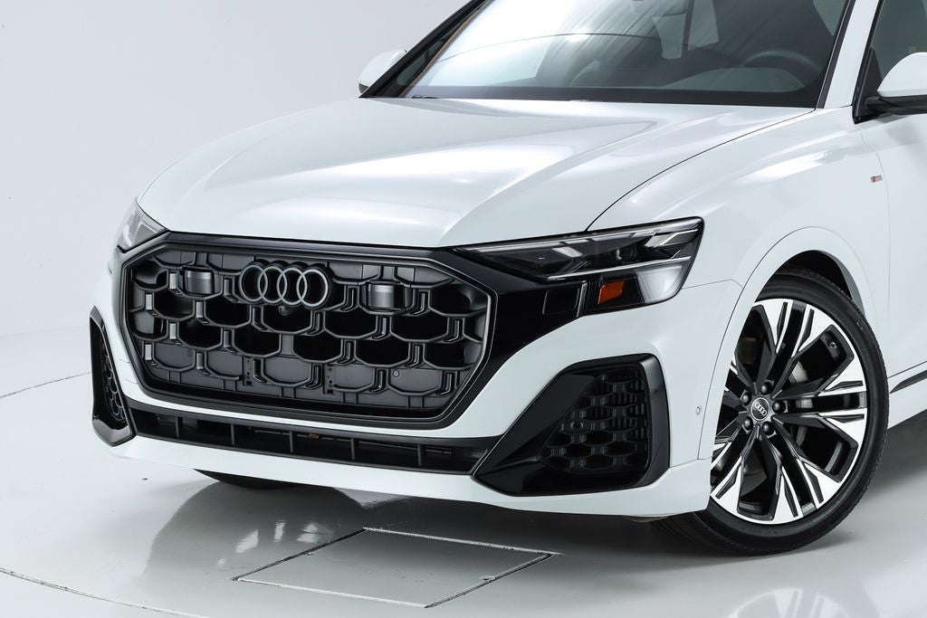 2026 Audi Q8 55 Premium Plus quattro