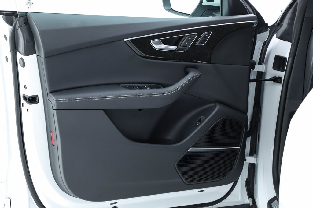 2026 Audi Q8 55 Premium Plus quattro