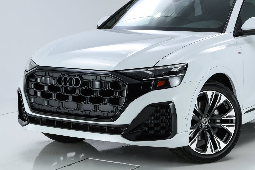2026 Audi Q8 55 Premium Plus quattro