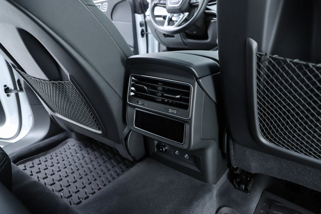 2026 Audi Q8 55 Premium Plus quattro