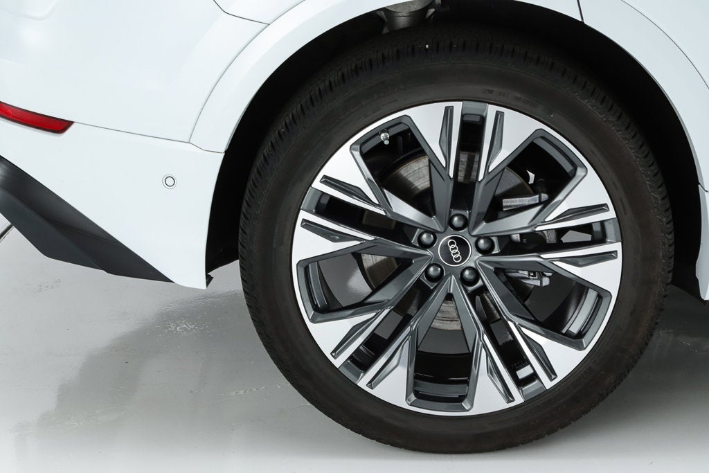 2026 Audi Q8 55 Premium Plus quattro