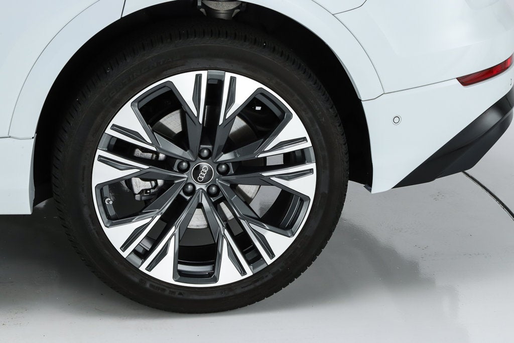 2026 Audi Q8 55 Premium Plus quattro
