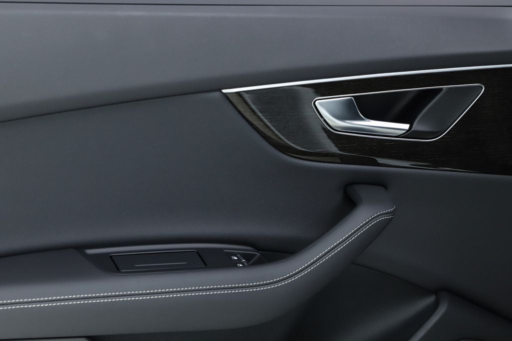 2026 Audi Q8 55 Premium Plus quattro
