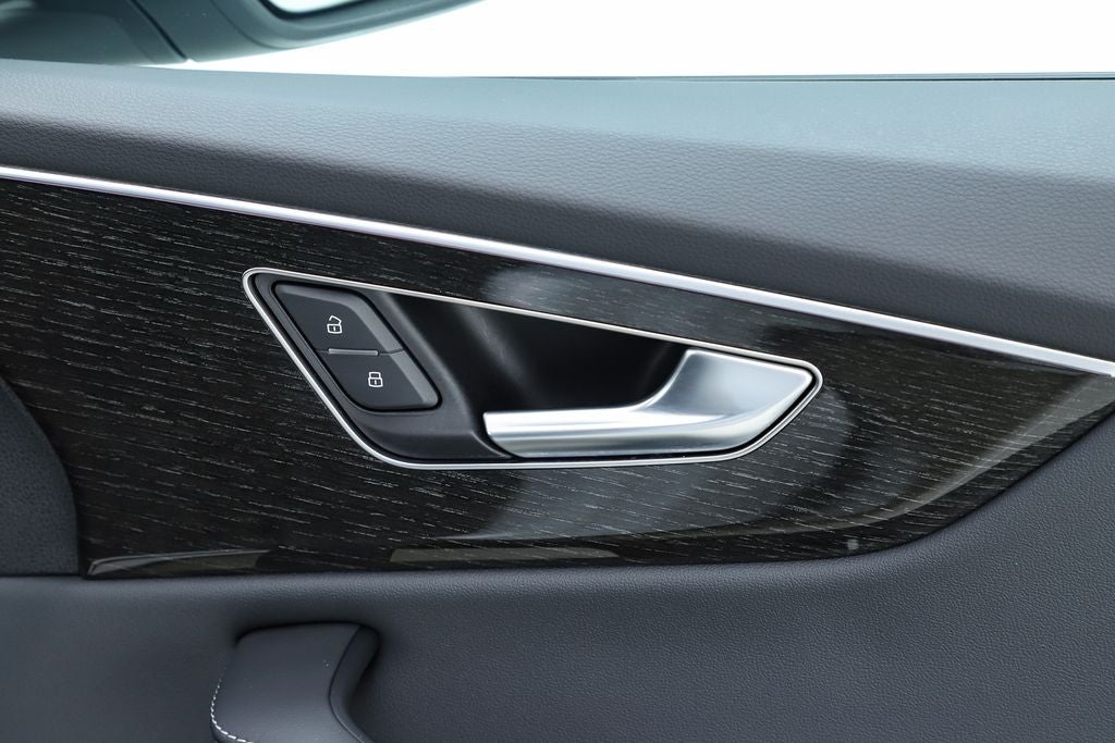 2026 Audi Q8 55 Premium Plus quattro